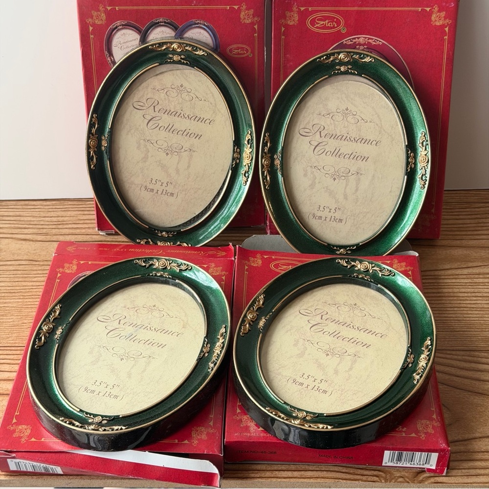 Vtg 1998 Renaissance Collection Star Brand Set Of 4 Green Plastic Oval Frames